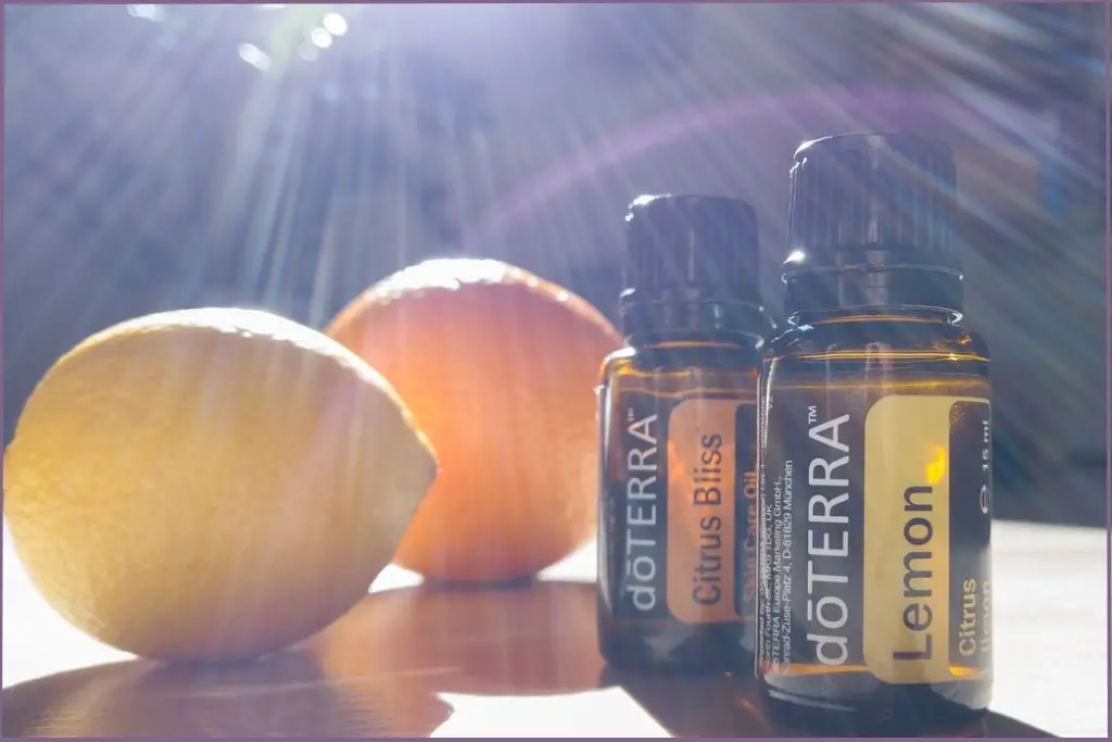 bottles of lemon and citrus essential oil