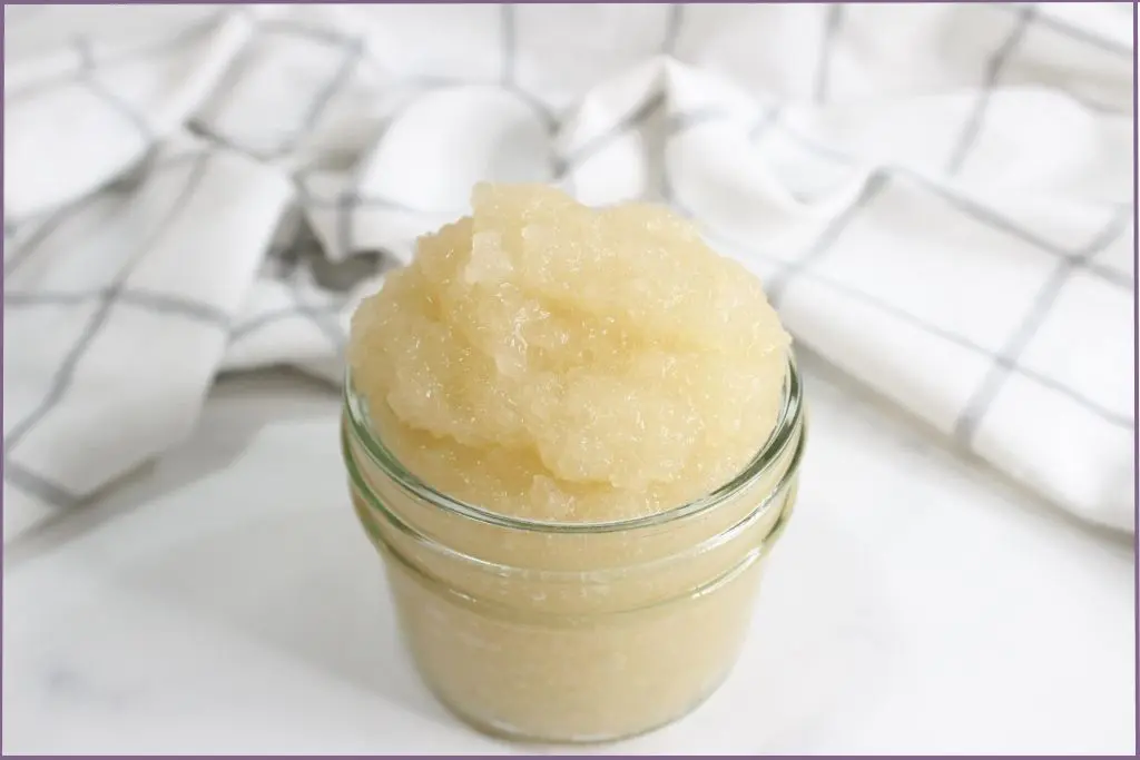homemade hair conditioner with cooling essential oils