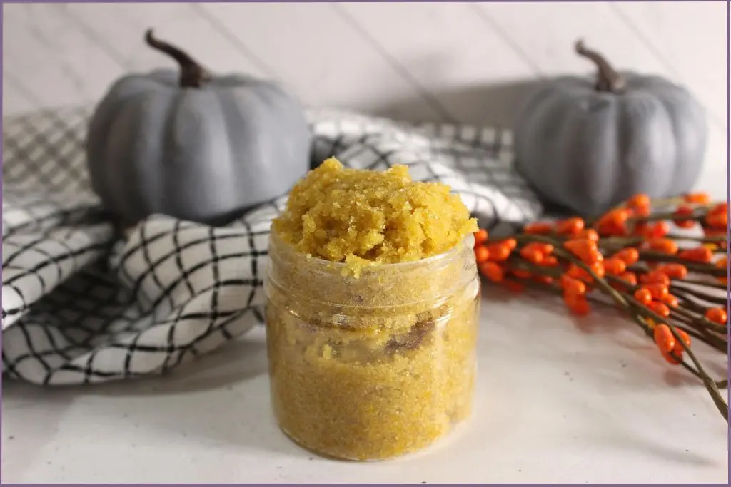 How to store homemade pumpkin spice body scrub in a glass jar