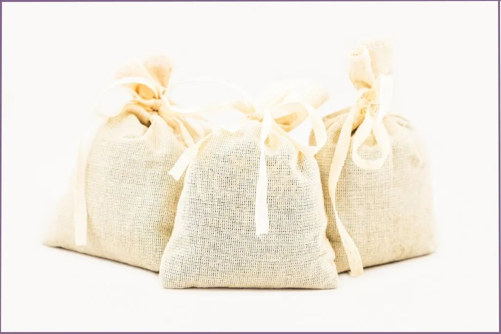 2 fabric pouches as natural closet fresheners with essential oils