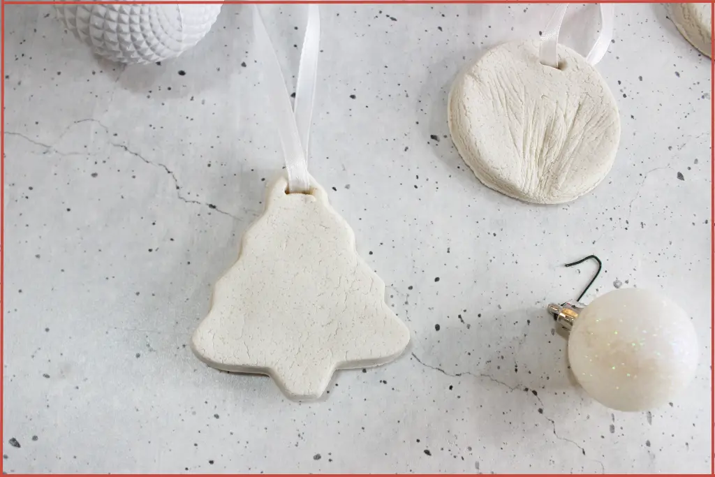 Christmas tree shaped homemade essential oil diffuser ornament with tips for success